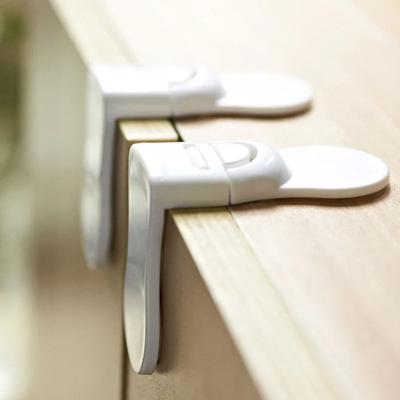 SafeSnap™ Baby Drawer Lock