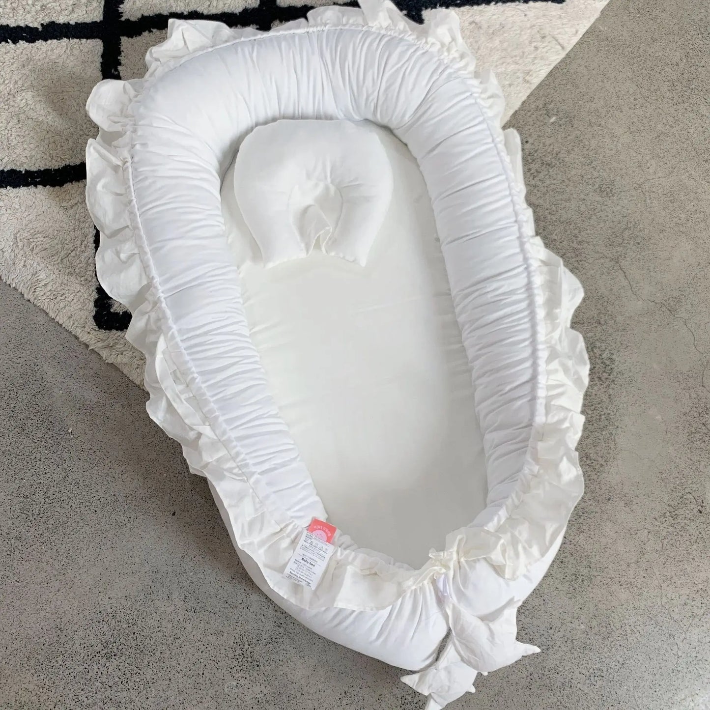 Portable Baby Nest – Soft Sleep Pod for Newborns & Travel – Mama’s Bump™ -  White colour