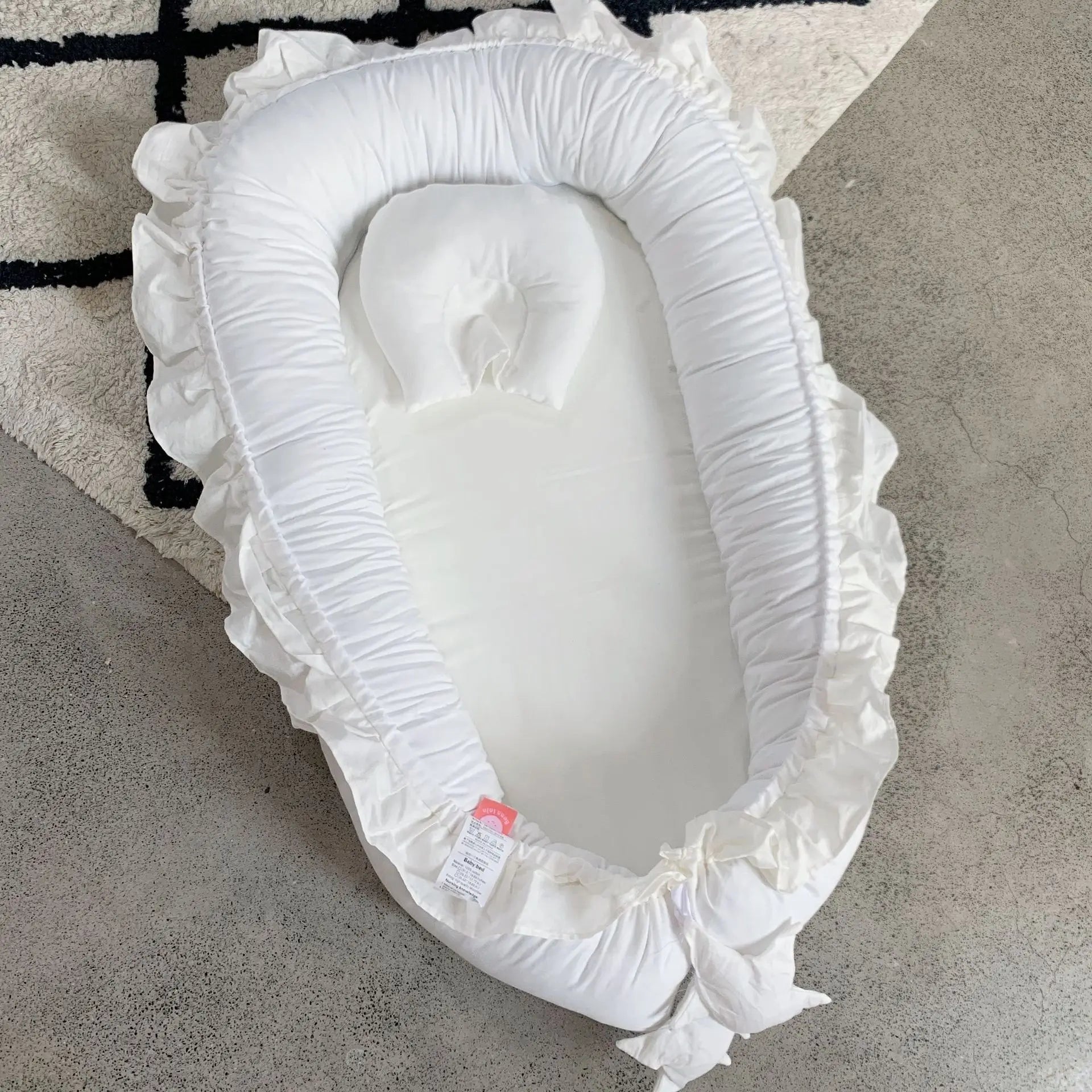 Portable Baby Nest – Soft Sleep Pod for Newborns & Travel – Mama’s Bump™ -  White colour